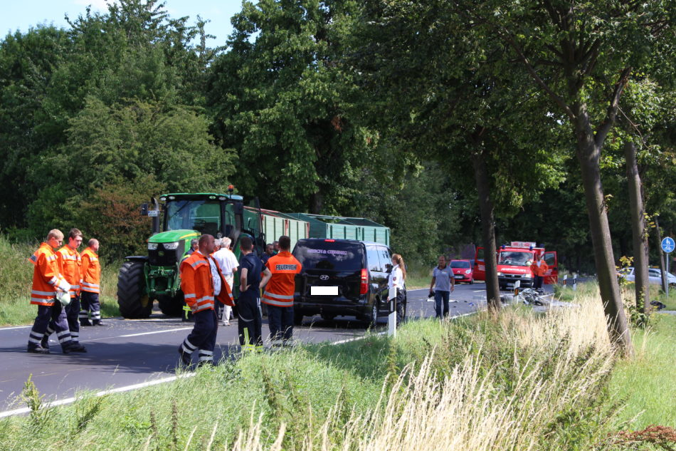 26 Jähriger stirbt nach Frontalcrash mit Trecker regionalHeute de