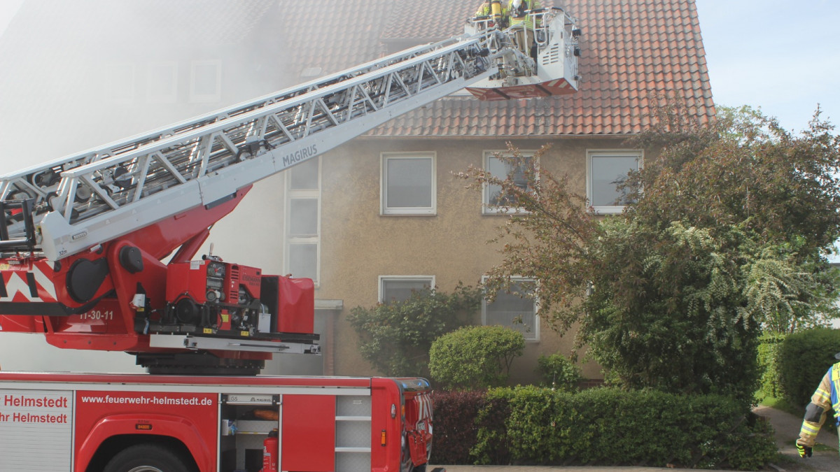 Helmstedt Geb Udebrand Feuerwehr Rettet Bewohner Regionalheute De