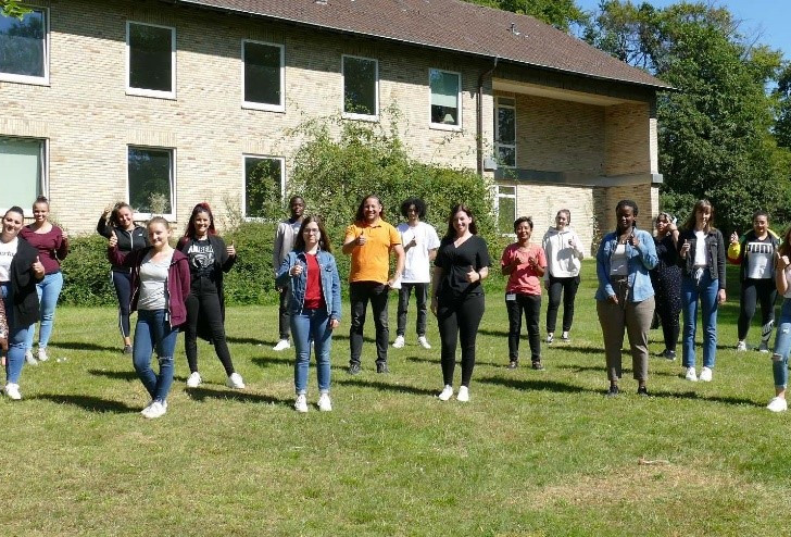 Ausbildungsstart Pflegeschule begrüßt 27 neue Azubis im Klinikum