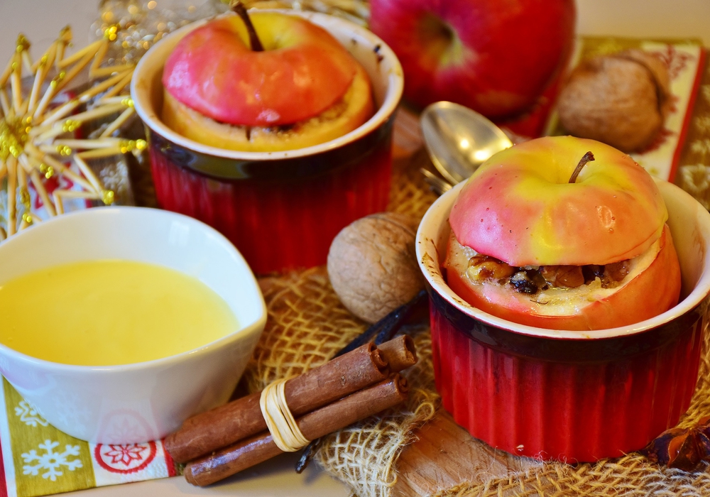 Süße und leckere Winterzeit - mit Bratäpfeln heiß aus dem Ofen ...