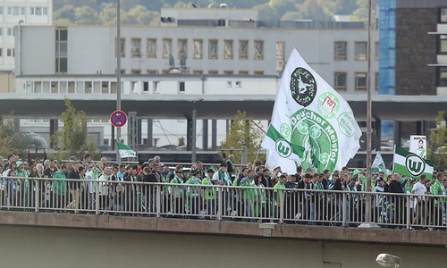 Der Weg der Fußballfans ins Stadion will gut durchdacht sein. Archivbild