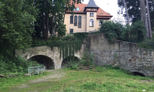 Der Vorplatz der Kasematten soll umgestaltet werden. Foto: Anke Donne 