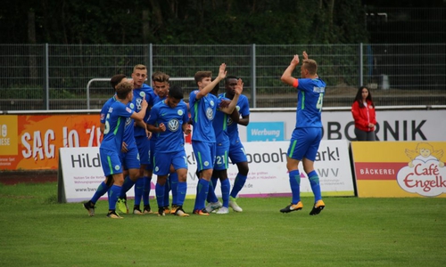 Im Hinspiel ging der VfL als Sieger vom Platz. Foto: VfL Wolfsburg/Archiv
