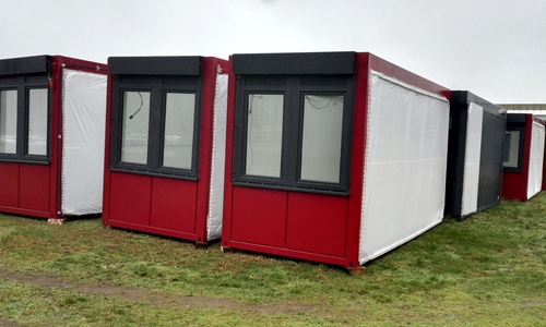 Die Container wurden zwischengelagert. Fotos: B.I.G.-Sassenburg