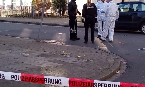 Die Polizei am Tatort im Januar. Foto: Dieter Schneider