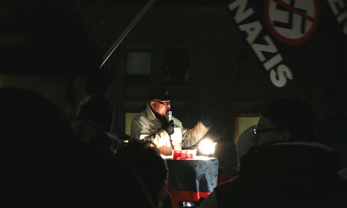 Michael Mannheimer sprach bei der Bragida-Versammlung am Montagabend auf dem Platz der Deutschen Einheit. Foto/Podcast: Werner Heise