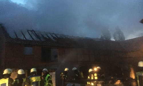 Aus bislang ungeklärter Ursache ist im Ortsteil Ingeleben eine Scheune in Brand geraten. Foto: Kreisbrandmeister Olaf Kapke