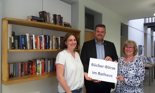 Wiebke Heitmann-Wulff, Andreas Busch und Ursula Triphaus-Behrens Foto: Gemeinde Lehre