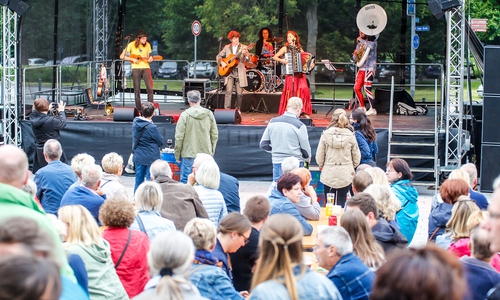 Am Wochenende gibt es beim Kultursommer wieder Musik vor dem Lessingtheater. Foto: Stadt Wolfenbüttel