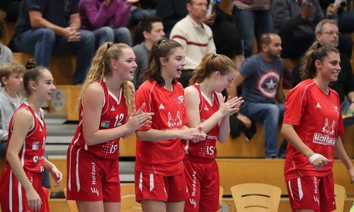Feierten den ersten Sieg im Sportjahr 2018: Das Wolfpack Wolfenbüttel. Foto: Agentur Hübner/Archiv
