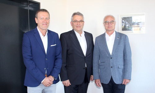 Kommissariatsleiter Bernhard Bergmann (Mitte) verabschiedete Thomas Arth (re.) und begrüßte seinen Nachfolger Andreas Twardowski. Fotos und Podcast: Alexander Dontscheff