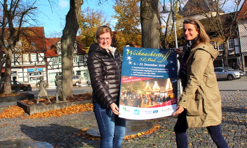 Die Organisation steht, die Vorfreude steigt: Anna Fenske (li.) und Nicole Lüdicke von der WIS GmbH freuen sich auf den Weihnachtstreff 2018. Foto: Nick Wenkel