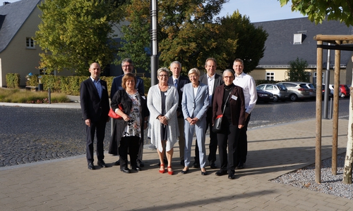 Die Staatssekretärin wurde am Ostfalia-Campus am Exer begrüßt: (vlnr.) Prof. Dr. Reinhard Gerndt, Vizepräsident Volker Küch, Elvi Thelen, Präsidentin Prof. Dr. Rosemarie Karger, Prof. Dr. Ulrich Klages, Staatssekretärin Dr. Sabine Johannsen, Vizepräsident Prof. Dr. Gert Bikker, Prof. Dr. Ina Schiering, Florian Pramme.