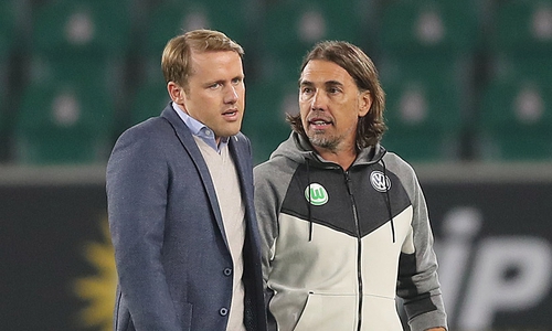 Martin Schmidt (re.) übte wohl schon länger intern Kritik am Fußball-Sachverstand. Foto: Agentur Hübner