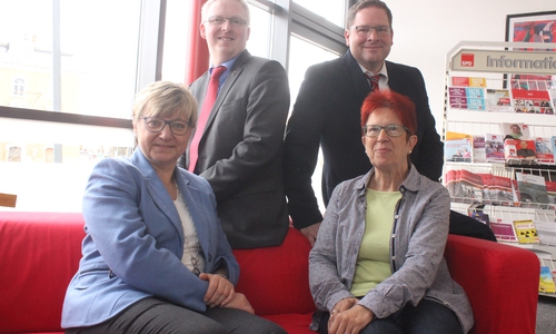 Kultusministerin Frauke Heiligenstdt mit Dörthe Weddge-Degenhard, Falk Hensel und Marcus Bosse im Büro der SPD Wolfenbüttel. Fotos: Anke Donner