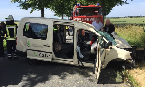 Auch einen Tag nach dem verheerenden Unfall wirken die Bilder des Unglücks noch nach. Nun erreichte die Redaktion eine weitere unerfreuliche Mitteilung. Foto: Nino Milizia