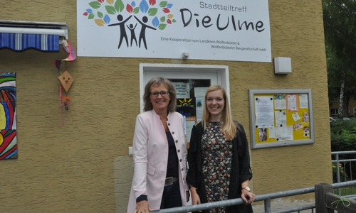 Barbara Gabriel (links) und Susanne Pensler leiten den Stadtteiltreff "Die Ulme". Foto: WoBau