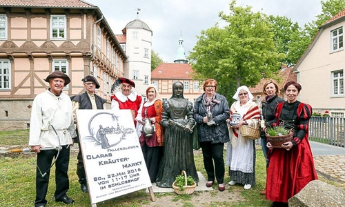 Der Kräutermarkt ist ein Themen-Markt, der alles präsentiert, was im Zusammenhang mit Kräutern steht. Foto: Kulturverein Fallersleben