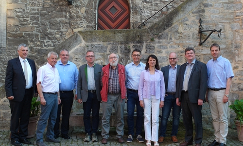 Die Lenkungsgruppe der ILE-Region Elm-Schunter auf Burg Warberg. Foto: Amtshof Eicklingen Planungsgesellschaft