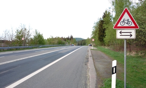 151 Stundenkilometer eines Autofahrers aus dem Oberharz waren eindeutig zu viel. Auf der L 515 in Höhe der Innerstetalsperre gilt in beiden Fahrtrichtungen Tempo 70. Fotoquelle: Landkreis Goslar