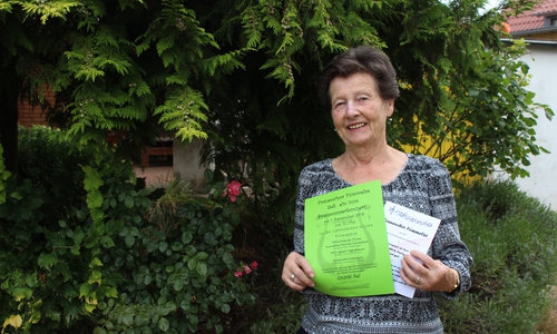 Anneliese Döhring, erste Vorsitzende des Frauenchors Fümmelse, lädt zum Spätsommerkonzert. Foto: Sandra Zecchino