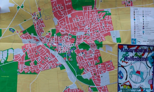 Ein Stadtplan für Kinder. Foto: Max Förster