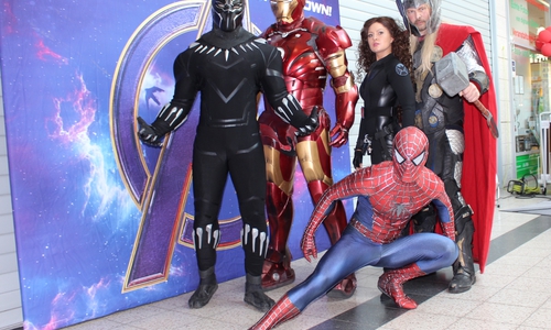 Black Panther, Iron Man, Black Widow, Thor und Spiderman waren zu Besuch im Forum. Fotos: Julia Seidel