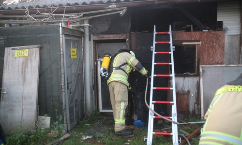 Die Ursache des Feuers ist derzeit noch unklar. Foto: Feuerwehr