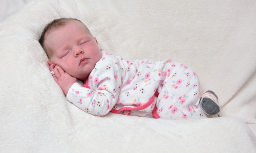 Willkommen, Emmelie Bernt. Foto: babysmile24.de
