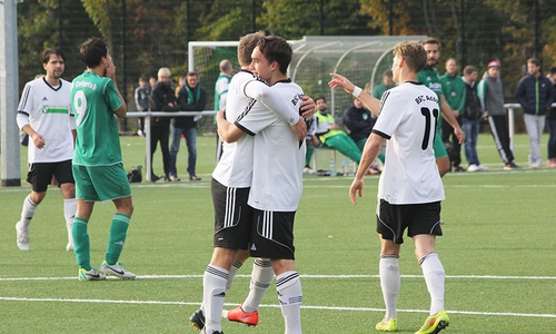 BSC Acosta bleibt am Spitzenreiter dran. Foto: Frank Vollmer