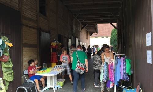 Zum Dorf-Fohmarkt luden am Sonntag wieder die Bürgerinnen und Bürger von Fümmelse ein. Foto: Anke Donner 
