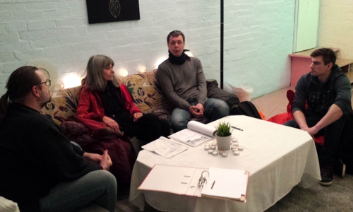 Markus Diedrich, Sabine Auschra und Eric Lages diskutierten mit dem Kreisjugendpfleger Carsten Ziebarth (2. v. re.). Foto: Diethelm Krause-Hotopp 