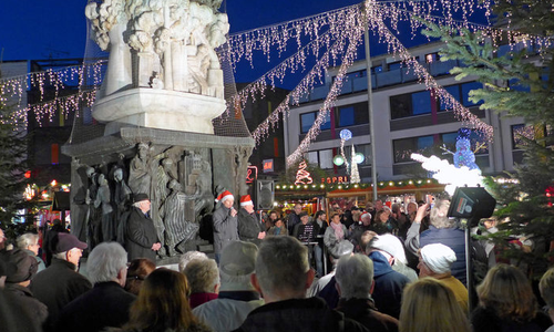 In Lebenstedt startet der Weihnachtsmarkt am 27. November. Fotos: Stadt Salzgitter