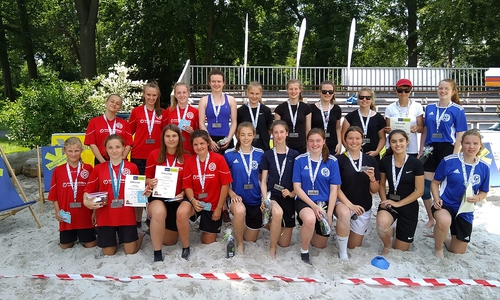 Die Soccer Girls nahmen erfolgreich am ersten Beach Day in Wolfenbüttel teil. Foto: Stadt Wolfenbüttel