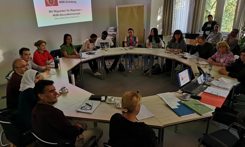 22 Migrantinnen und Migranten aus 14 verschiedenen Herkunftsländern werden in den kommenden Wochen zu Gesundheitsmediatoren ausgebildet. Foto: Landkreis Goslar