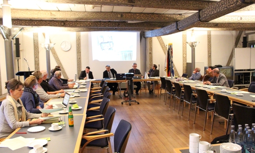 Ausschuss wehrt sich gegen Brückenumbenennung. Foto: Max Förster