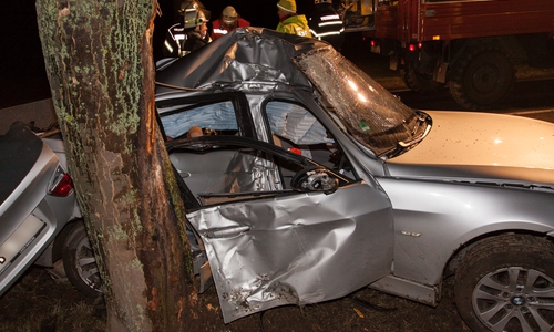 Für den 45-jährigen Fahrer kam jede Hilfe zu spät. Fotos: Rudolf Karliczek