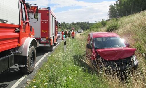  Auf der Bundesstraße 82 bei Astfeld kam es am Dienstagvormittag zu einem Verkehrsunfall bei dem vier Personen verletzt wurden. Foto: Polizei Goslar