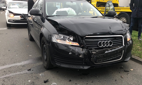 Der Audi und der Polo waren nicht mehr fahrbereit. Foto: Polizei