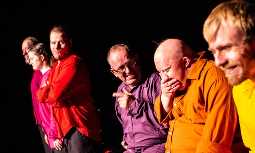 Gestern Abend fand die Premiere des neuen Stücks "Darf man lachen???" Des Theaters Endlich statt. Foto: Ev. Stiftung Neuerkerode