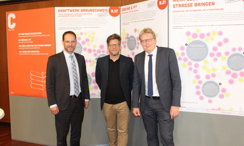 Projektleiter Thorsten Warnecke, Julian Petrin von urbanista und Stadtbaurat Heinz-Georg Leuer stellten vorab der Presse die Zwischenergebnisse vor. Fotos: Alexander Dontscheff