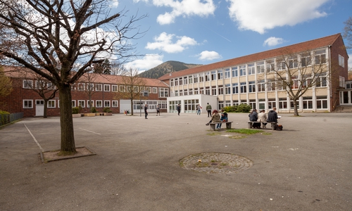 Die Jusos appellieren, der Adolf-Grimme-Gesamtschule unter neuer Leitung auch eine neue Chance zu geben. Symbolfoto: Alec Pein