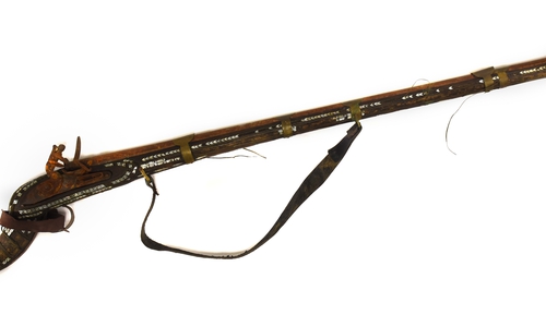 So sieht das gefundene Gewehr aus. Foto: Polizei