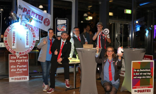 Die PARTEI nutzte die Gelegenheit der Erstsemesterparty, um sich in Wolfenbüttel vorzustellen. Foto: Die PARTEI Kreisverband Wolfenbüttel