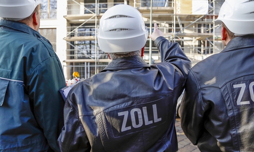 Besuche des Zolls auf der Baustelle enden oft mit Ermittlungsverfahren und Bußgeldern. Foto: IG BAU