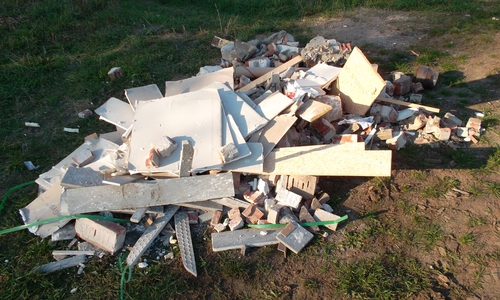 Immer wieder war es in der Samtgemeinde Meinersen zu illegalen Bauschuttentsorgungen gekommen. Foto: Polizei