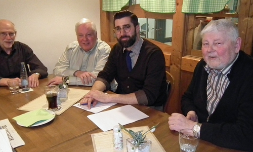 Ralf Pinkernelle, Heinz Bottke, Rechtsanwalt Sebastian Gutt, Verkehrsreferent Achim Klaffehn. Foto: Achim Klaffehn