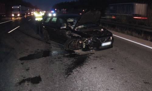 In dem Auto hatten fünf Personen gesessen. Foto: Feuerwehr Wendhausen