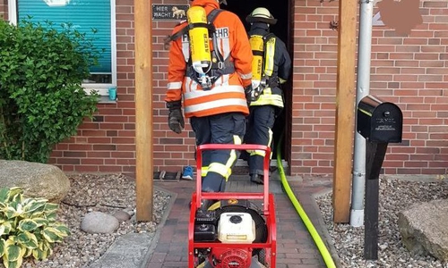 Die Ursache ist nun bekannt: Es war ein technischer Defekt. Foto: Nadjib, Feuerwehr Pressestelle