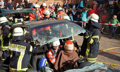 Das Dach des Autos wurde entfernt. Fotos: Tobias Paschwitz